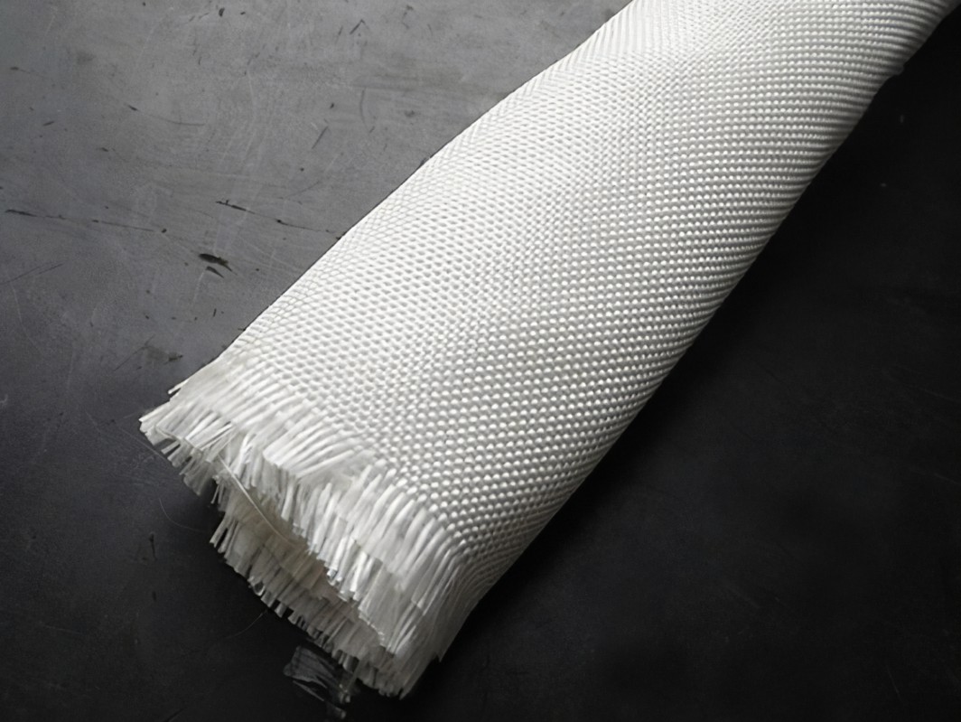 Filament woven geotextile