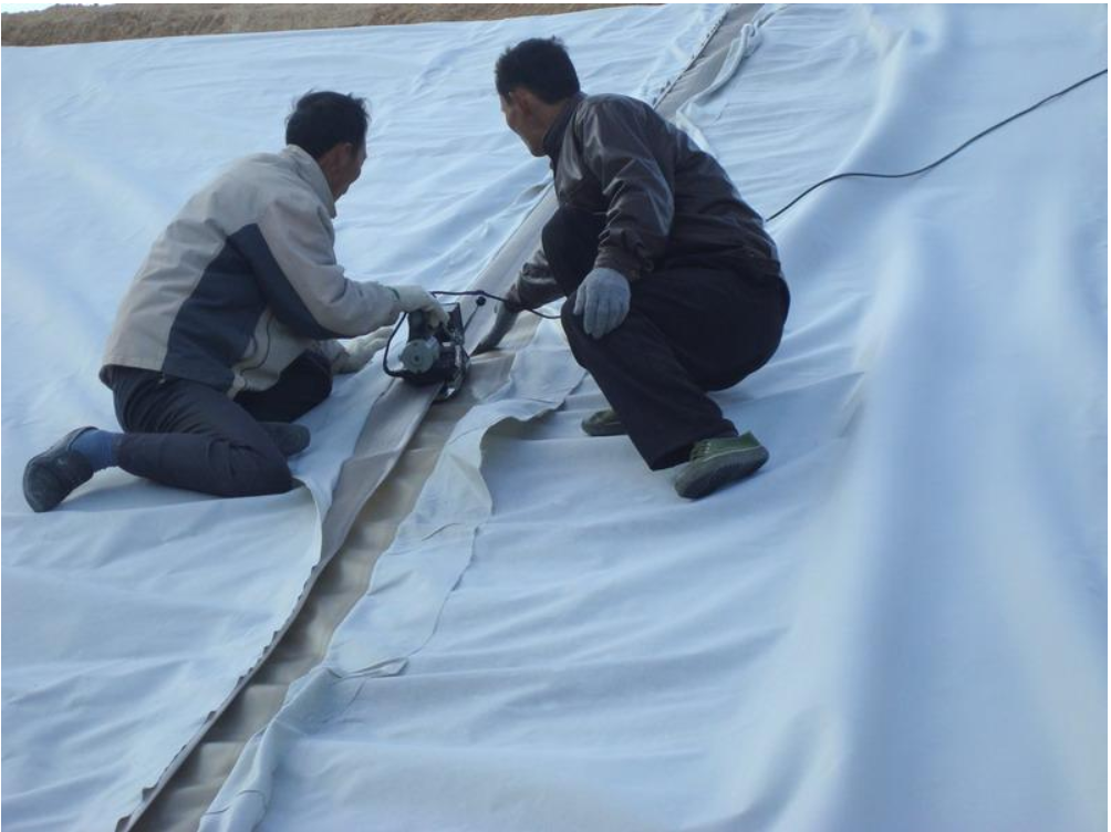 Non-woven geotextile for transportation