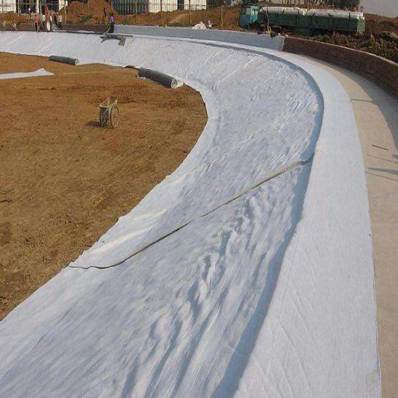 Non-woven geotextile for landfill